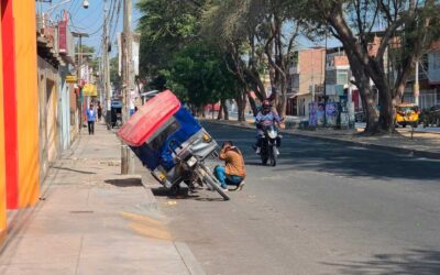 Elecciones 2022: Otro bus de empresa Super Star protagoniza accidente en plena Av. Grau