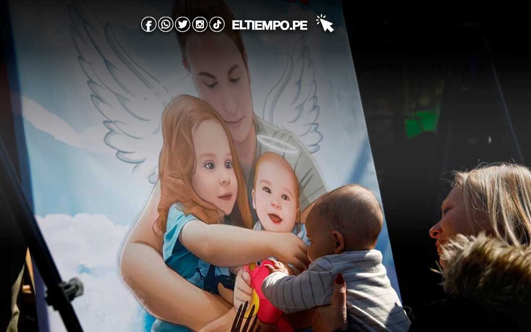 Último adiós a Shiri, Ariel y Kfir Bibas, madre y sus dos hijos, rehenes asesinados por Hamas durante su cautiverio en Gaza