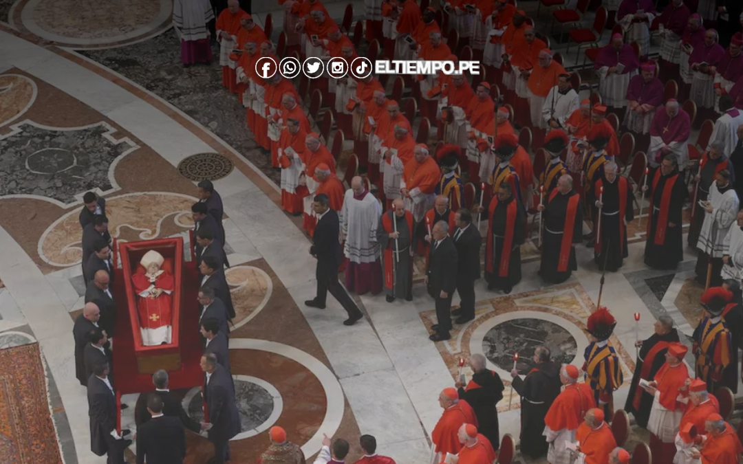 Papa Francisco: miles de fieles despiden al pontífice por última vez en la basílica de San Pedro