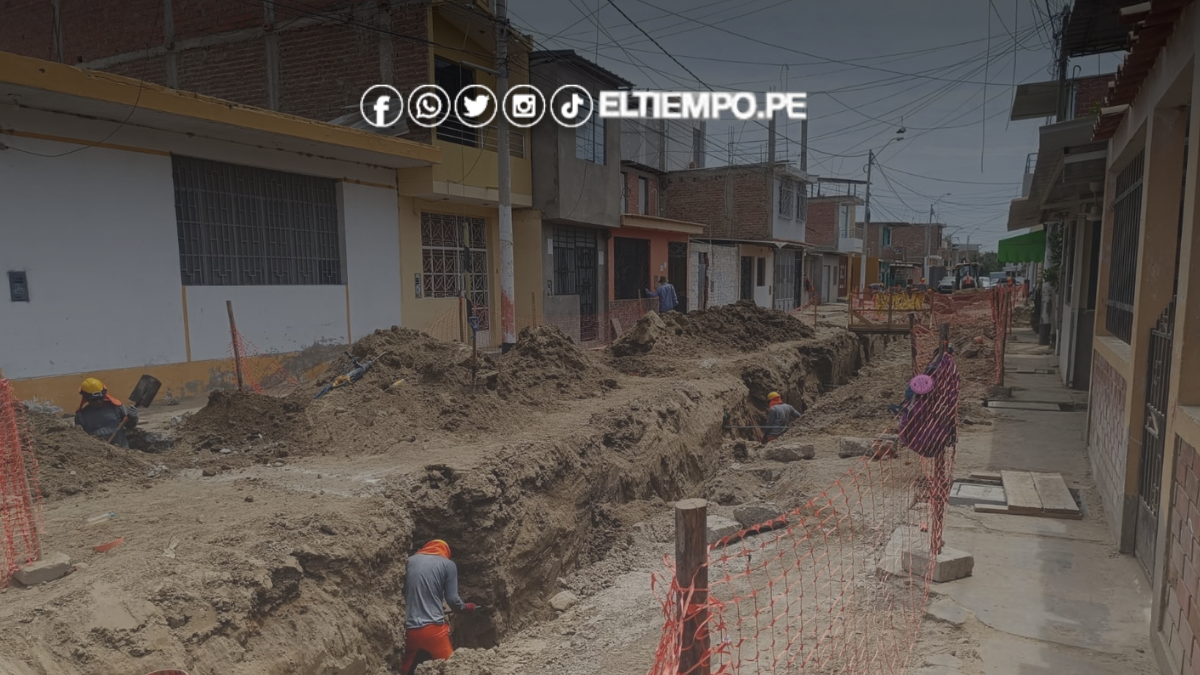 Alcalde promete comité para fiscalizar obra de agua Alcalde promete comité para fiscalizar obra de agua