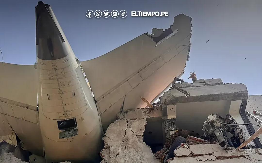 Accidente de avión de Air India: rescatan con vida a un sobreviviente que logró caminar tras el impacto