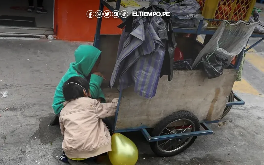 El 49,4 % de los niños y niñas en Ecuador viven en una situación de pobreza