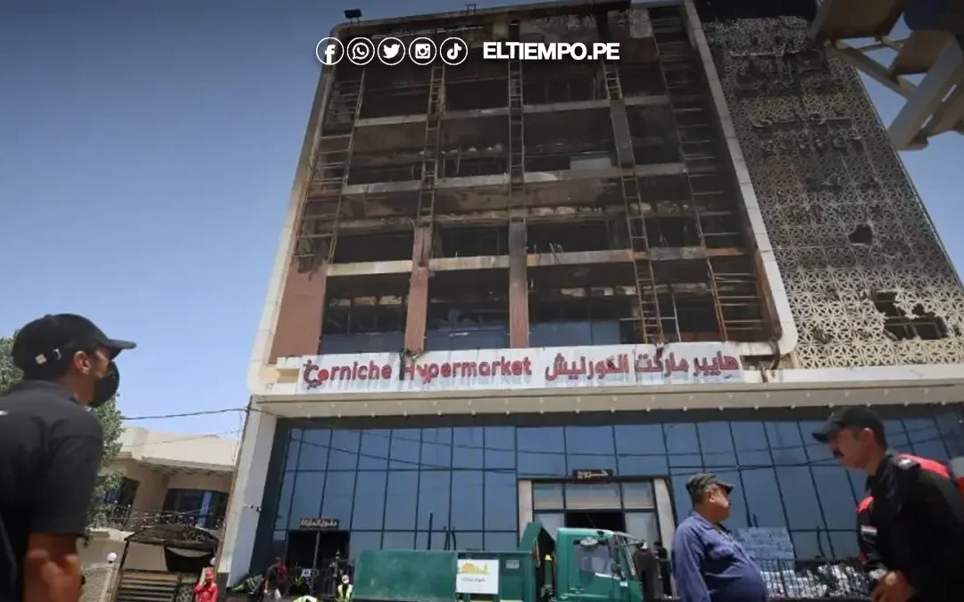 Tragedia en Irak: Más de 60 muertos por incendio en centro comercial recién inaugurado
