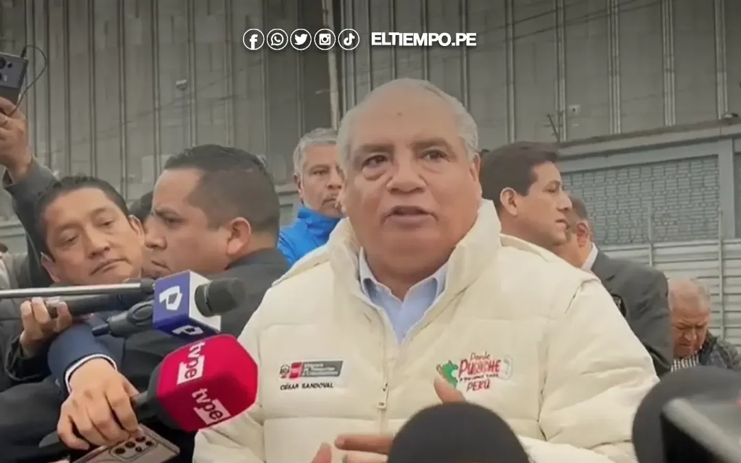 Ministro de Transportes justificó alza de sueldo de Dina Boluarte: «No puede ganar por debajo de sus asesores»