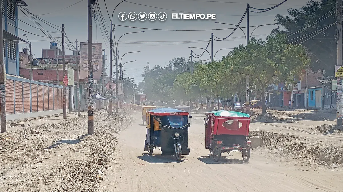 mototaxistas circulando por obra de avenida sullana