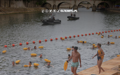Un siglo después, el río Sena en París vuelve a recibir bañistas