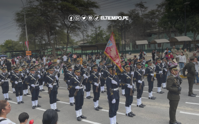 Desfile escolar en piura: Más de 2,000 alumnos desfilaron con orgullo patrio en la Av. San Martín