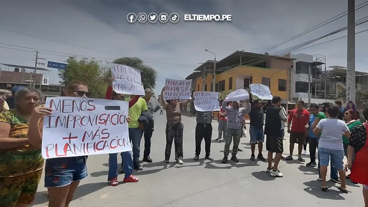 Moradores protestan por obra en la avenida Don Bosco cierre de vías afectaría sus negocios Moradores protestan por obra en la avenida Don Bosco cierre de vías afectaría sus negocios