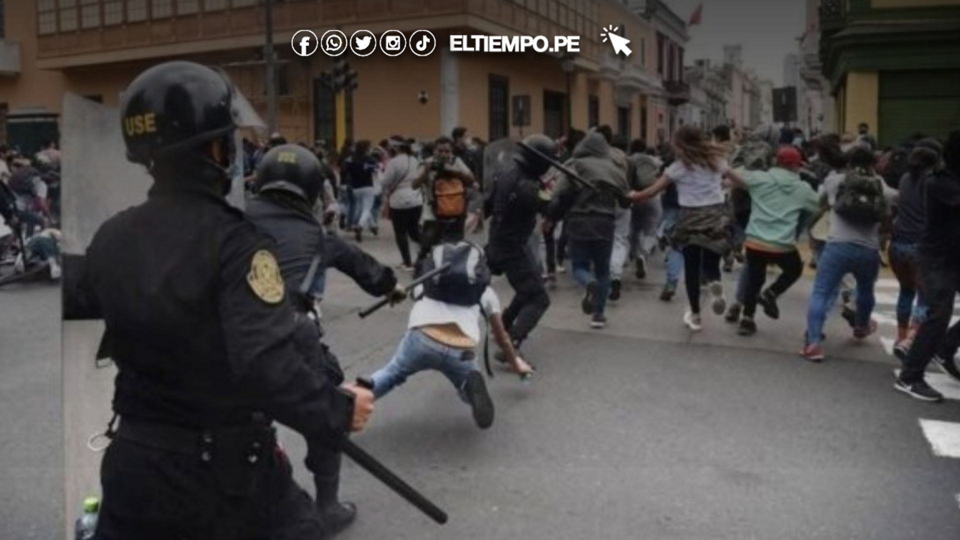 19 policías resultaron heridos