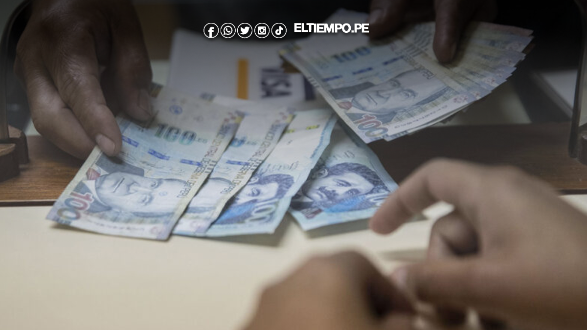 Gobierno promulgó ley que permite el retiro de hasta 21 400 soles de fondos de las AFP Gobierno promulgó ley que permite el retiro de hasta 21 400 soles de fondos de las AFP