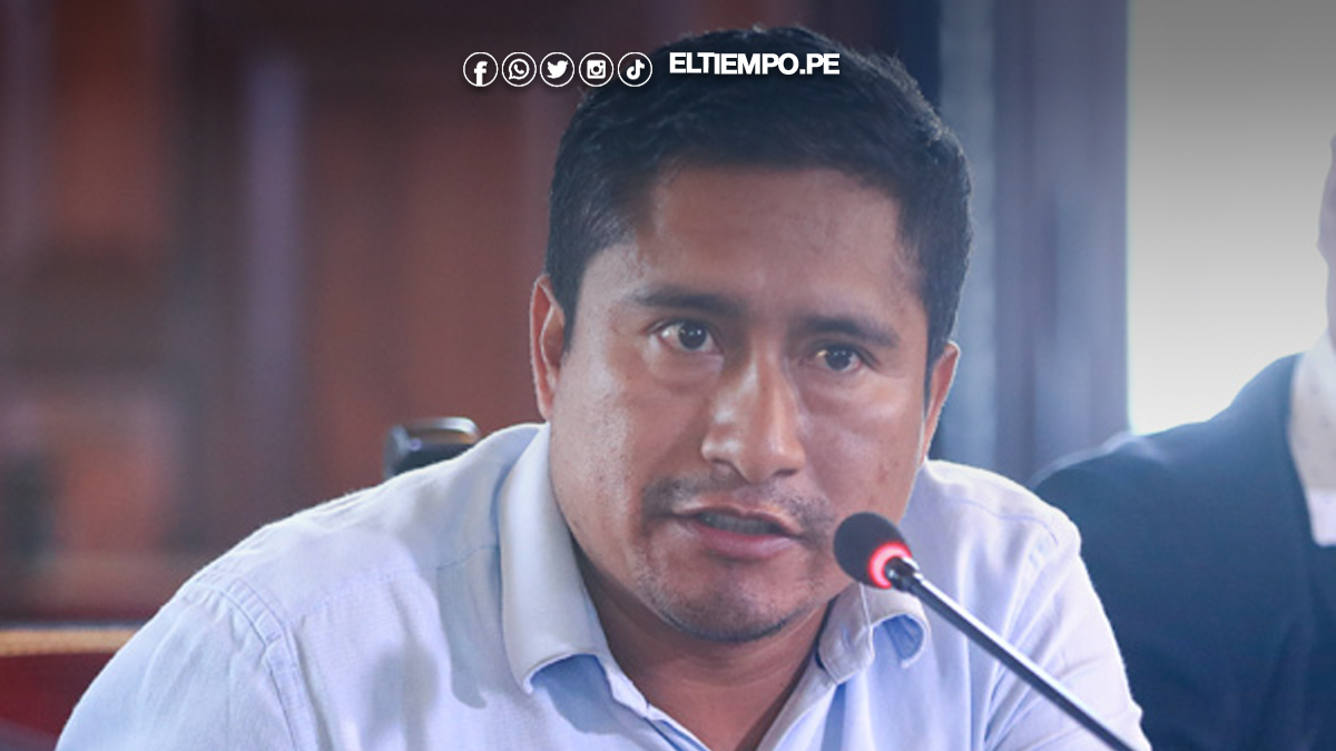 Alcalde de Pataz denuncia exceso policial Alcalde de Pataz denuncia exceso policial