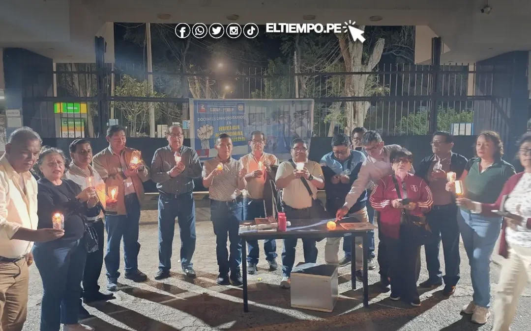 Docentes de la UNP se desangran y acatan vigilia en protesta