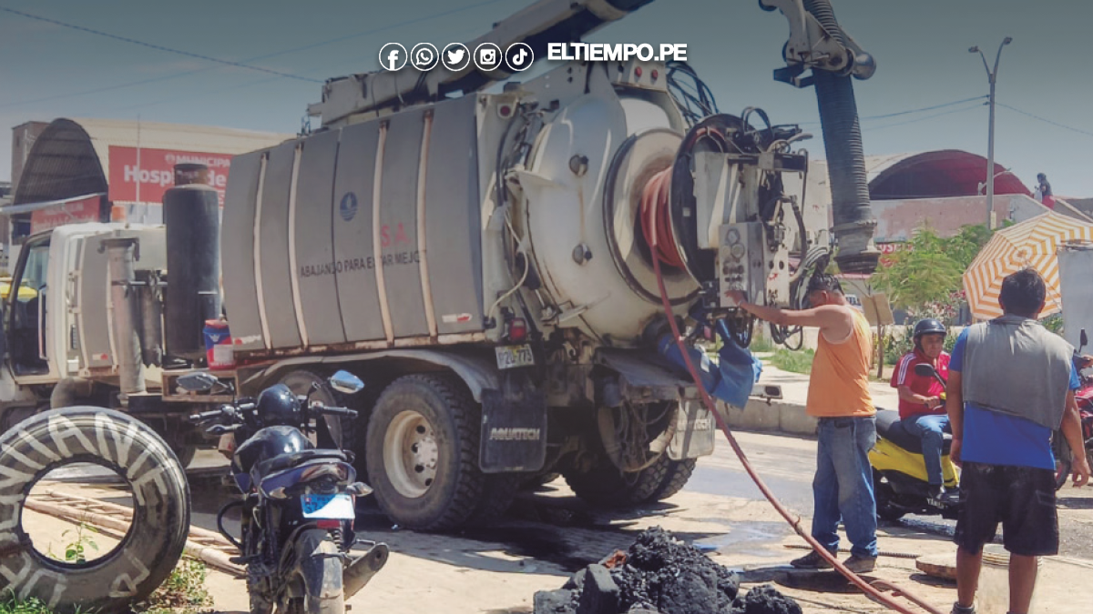 Pedazos de concreto en el desagüe