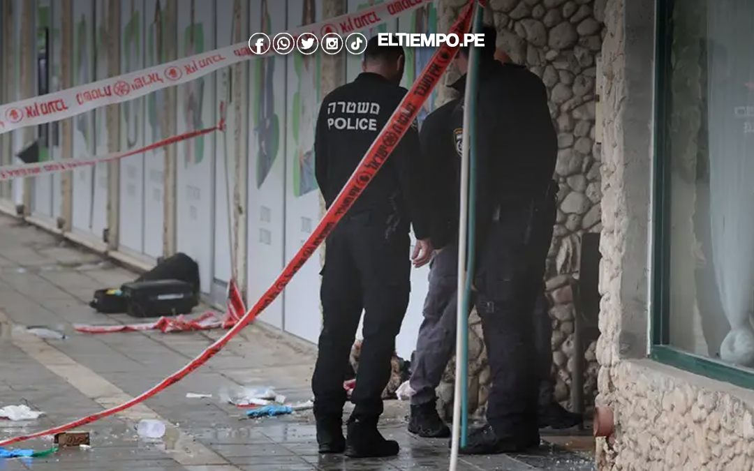 Ataque con vehículo y cuchillo en el norte de Israel deja dos muertos y un menor herido