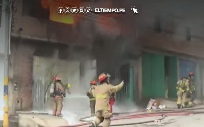 Voraz incendio arrasa con una ferretería en la zona industrial de Villa El Salvador