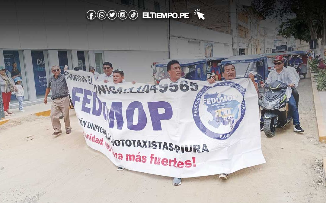 Mototaxistas protestan por multas y denuncian al alcalde de Piura